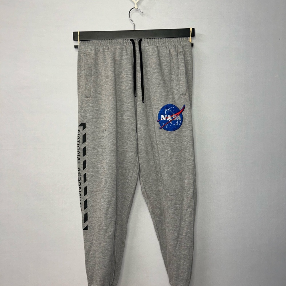 Urban Heritage Grey NASA Joggers — Men’s Small